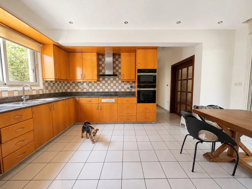 4 Bedroom House for Sale in Engomi, Nicosia District