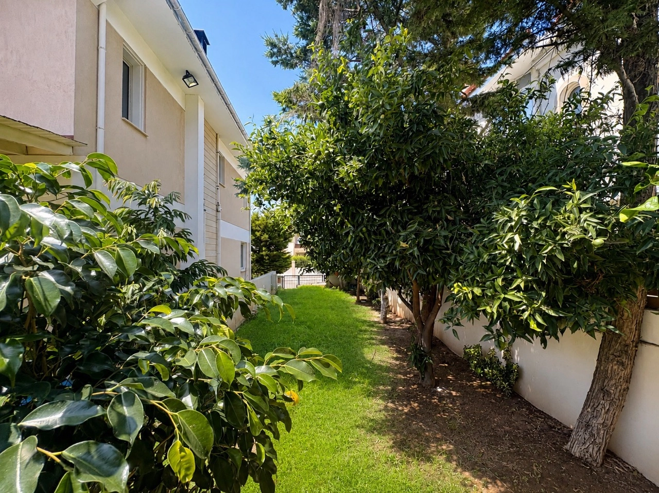 4 Bedroom House for Sale in Engomi, Nicosia District