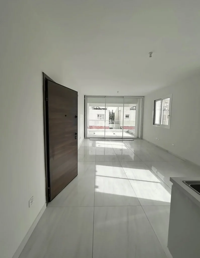 687m² Building for Sale in Strovolos, Nicosia District