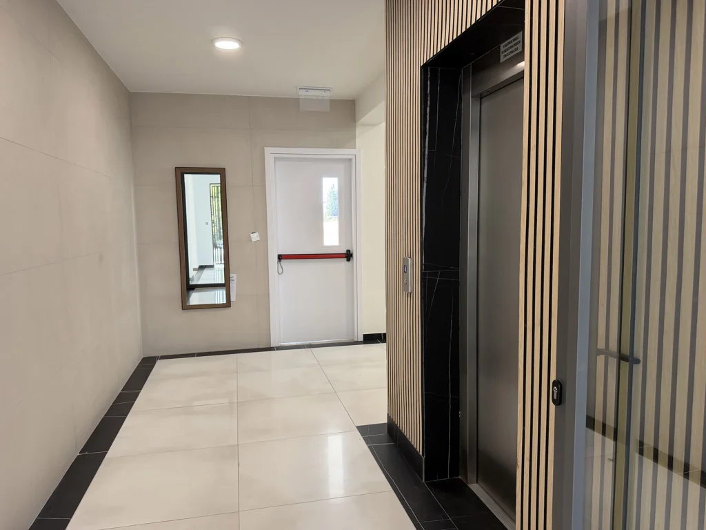 687m² Building for Sale in Strovolos, Nicosia District