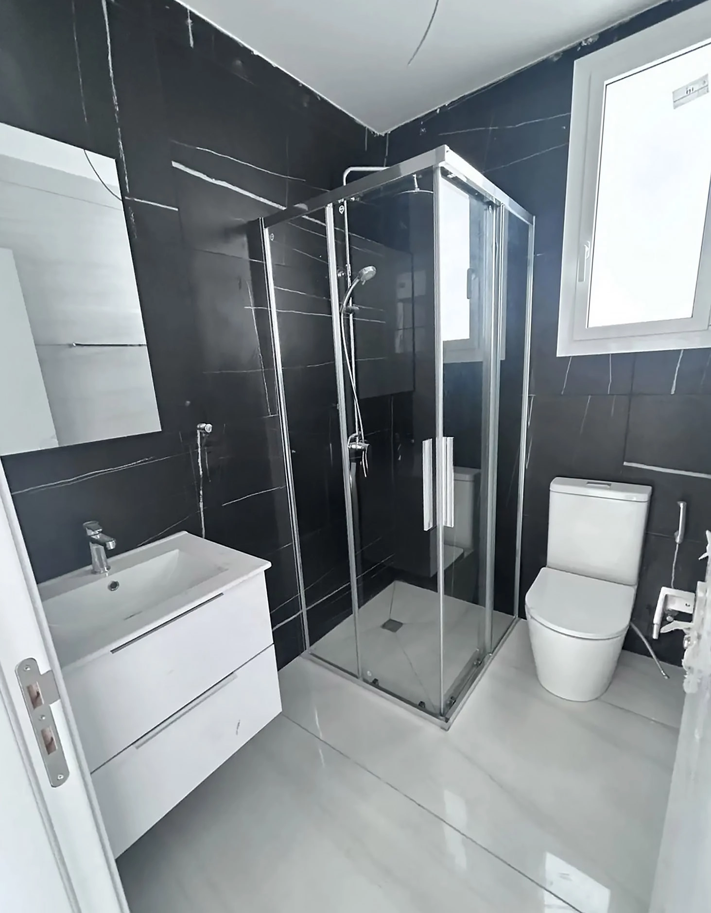 687m² Building for Sale in Strovolos, Nicosia District