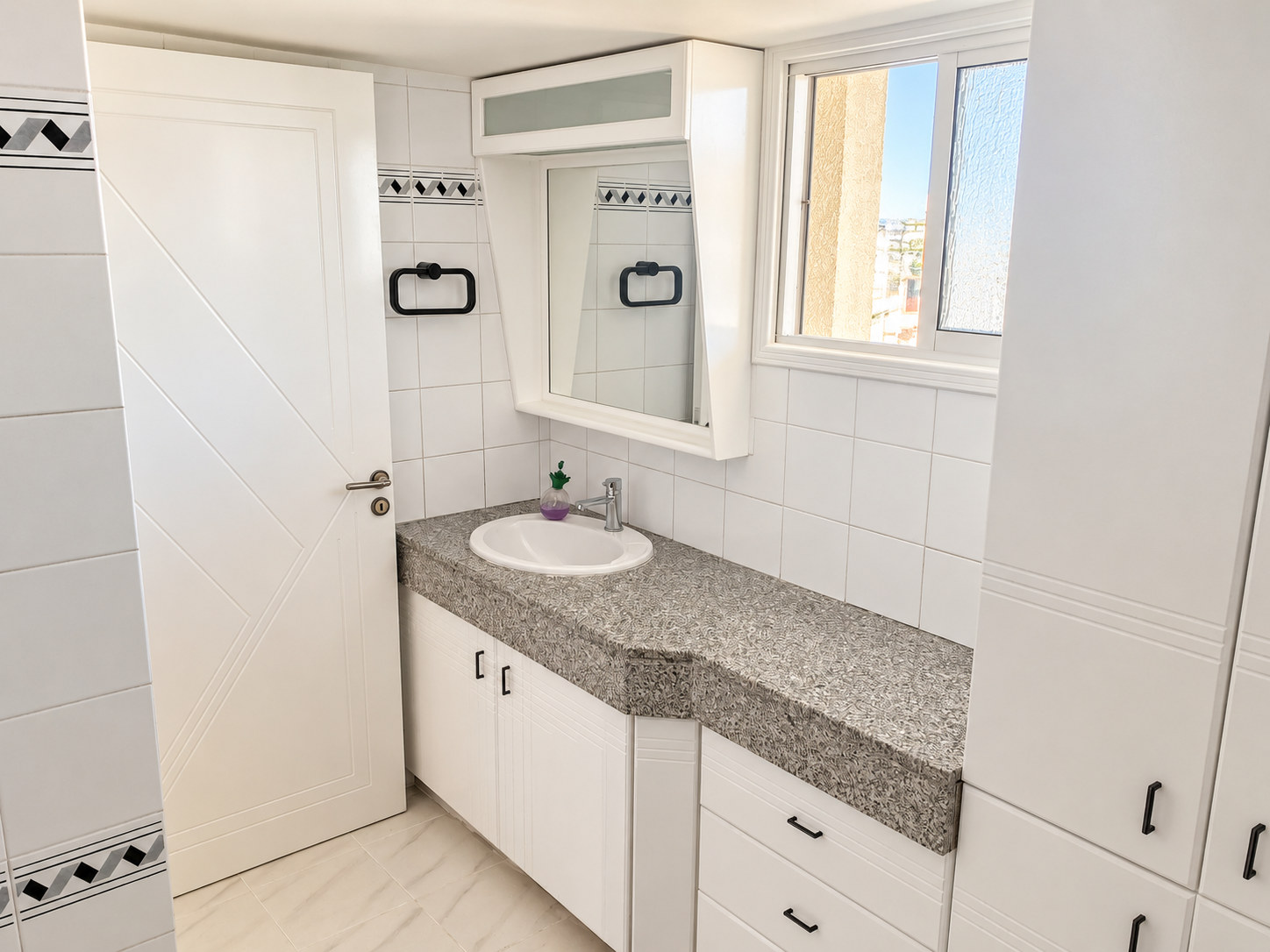 4 Bedroom Apartment for Rent in Nicosia District