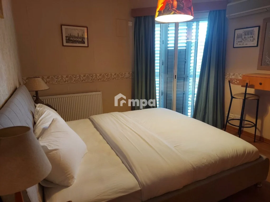 4 Bedroom Apartment for Rent in Agioi Omologites, Nicosia District