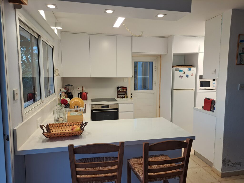 5 Bedroom House for Sale in Pegeia, Paphos District
