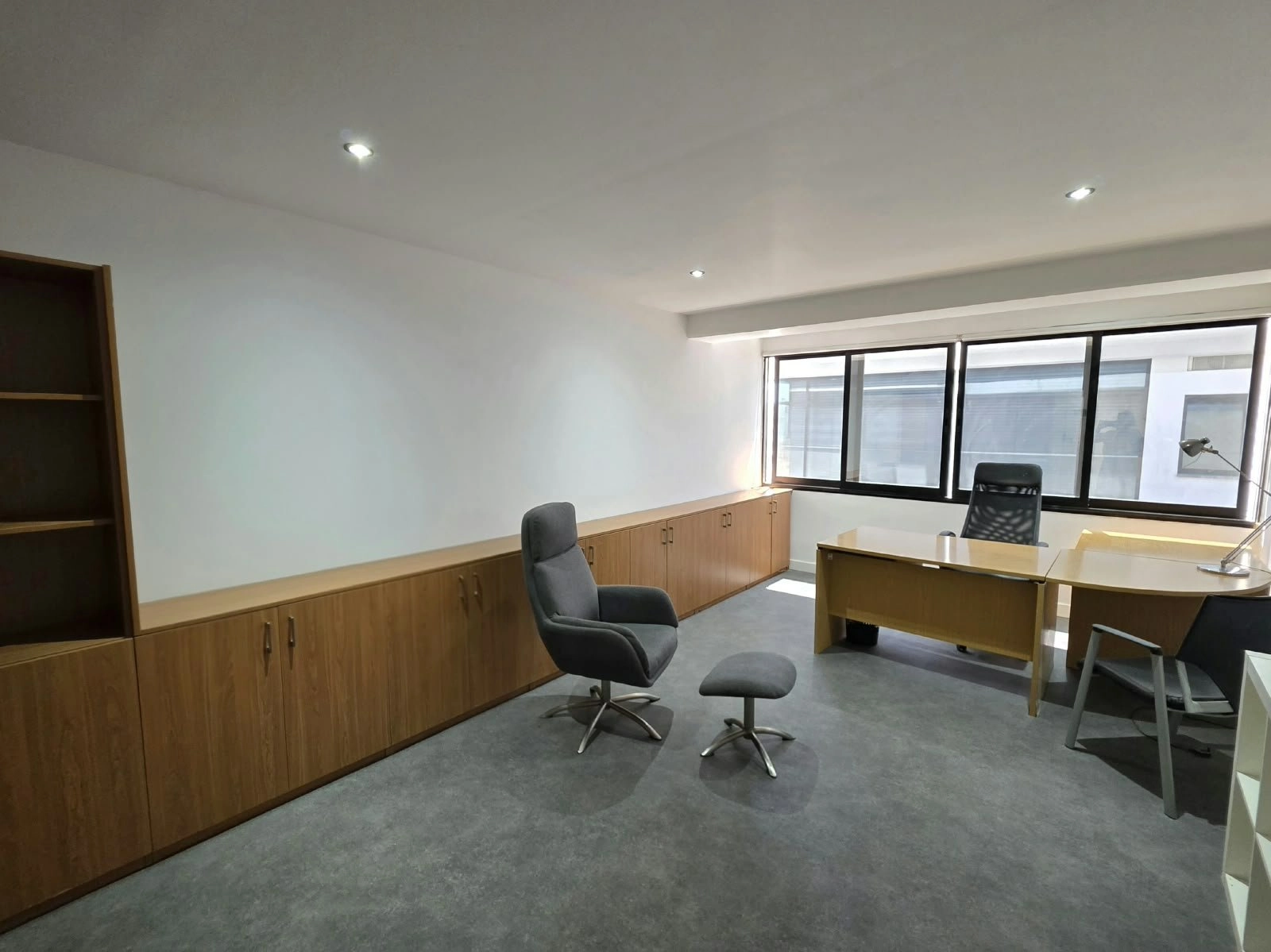 95m² Office for Rent in Larnaca – Agios Nikolaos, Limassol District