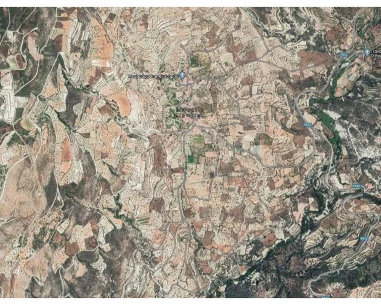 17,406m² Plot for Sale in Limnatis, Limassol District
