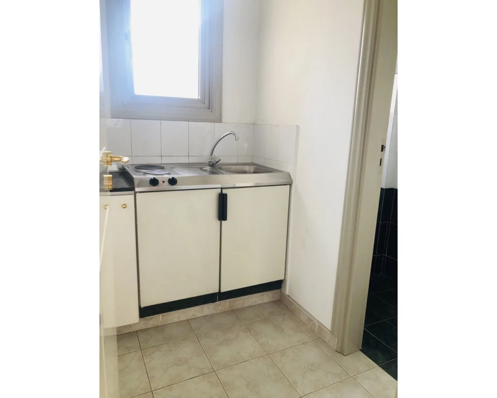 1671m² Building for Sale in Limassol – Neapolis