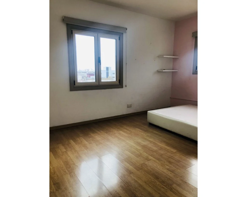 1671m² Building for Sale in Limassol – Neapolis