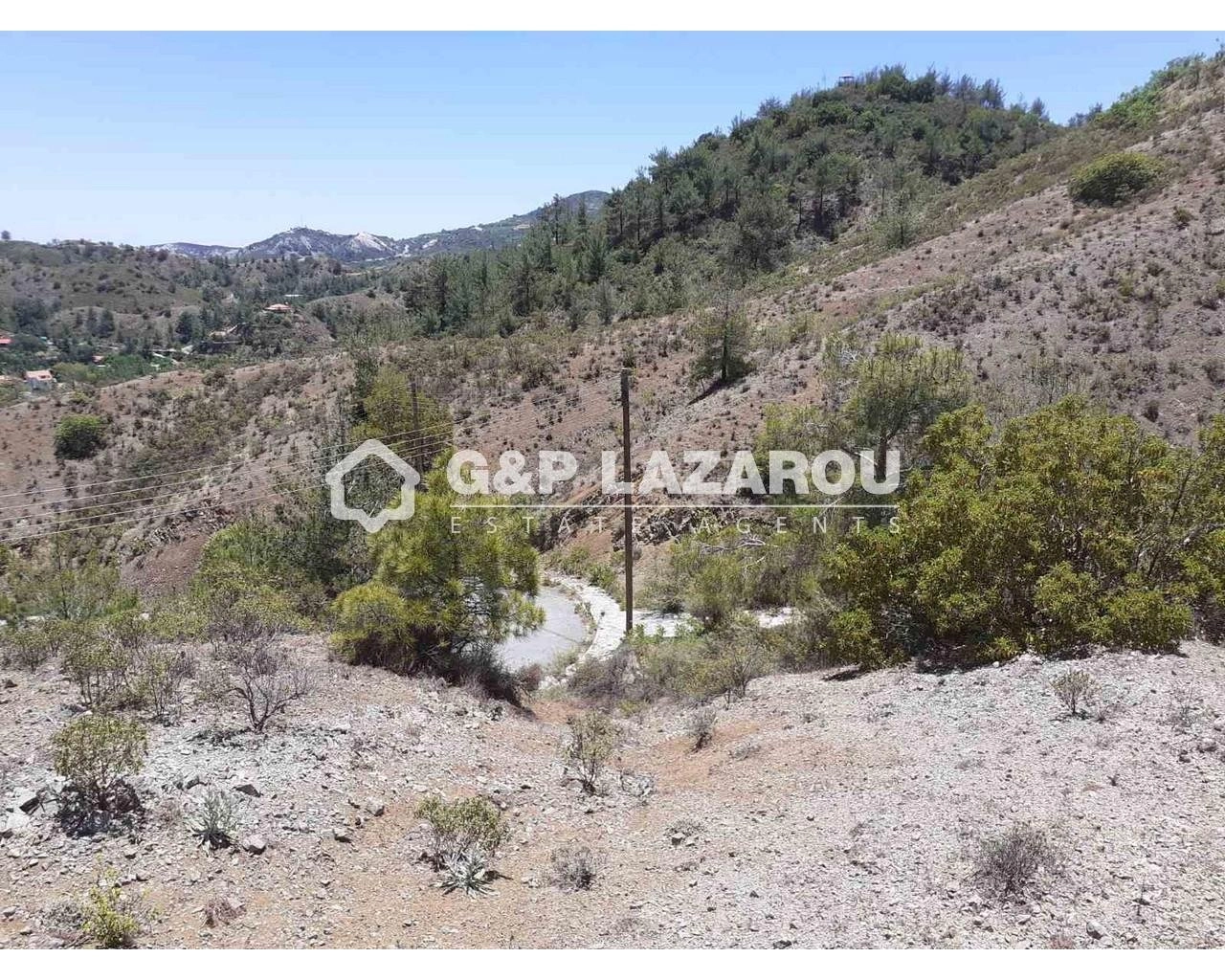 1,091m² Plot for Sale in Kato Platres, Limassol District