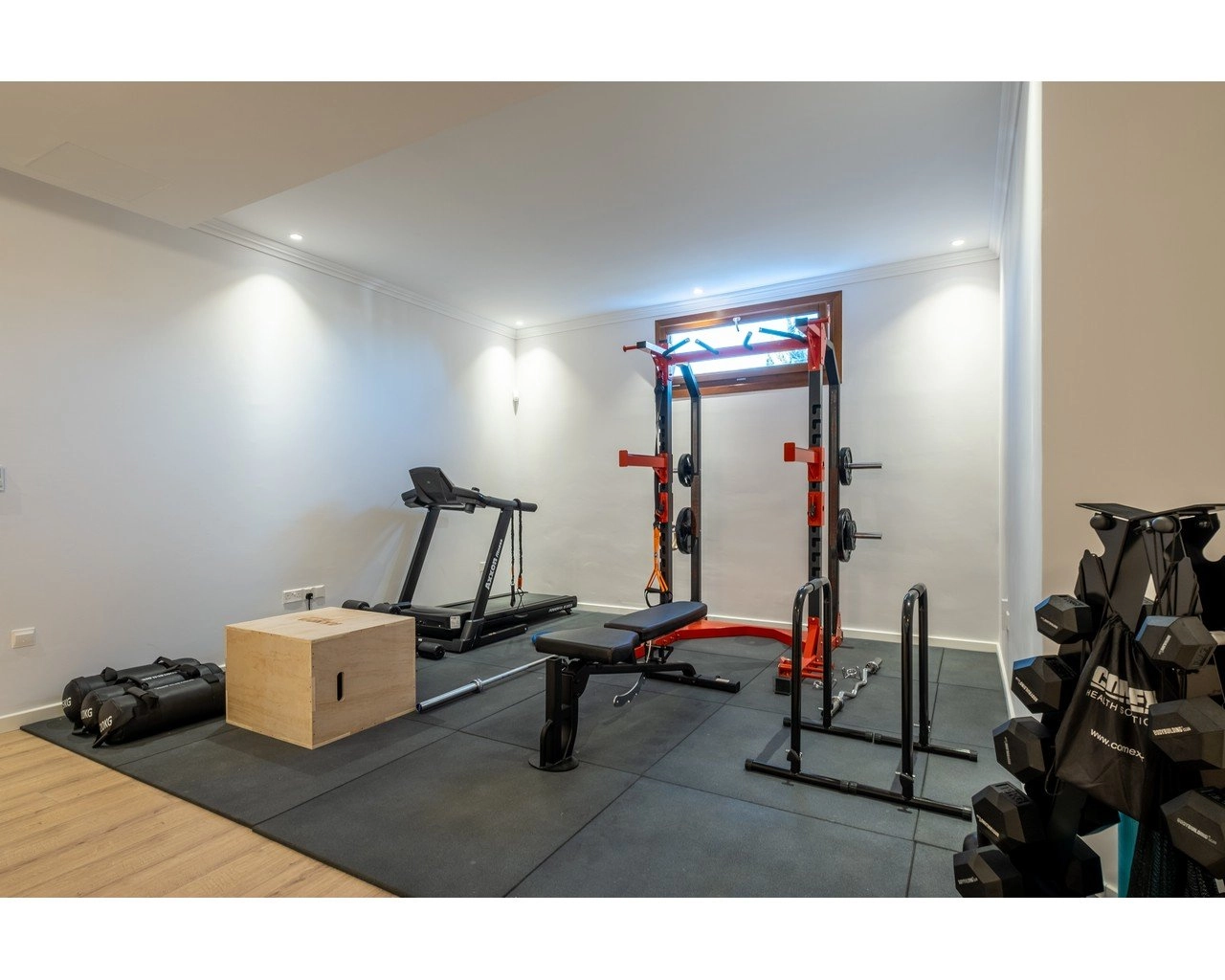 6+ Bedroom House for Sale in Mouttagiaka, Limassol District