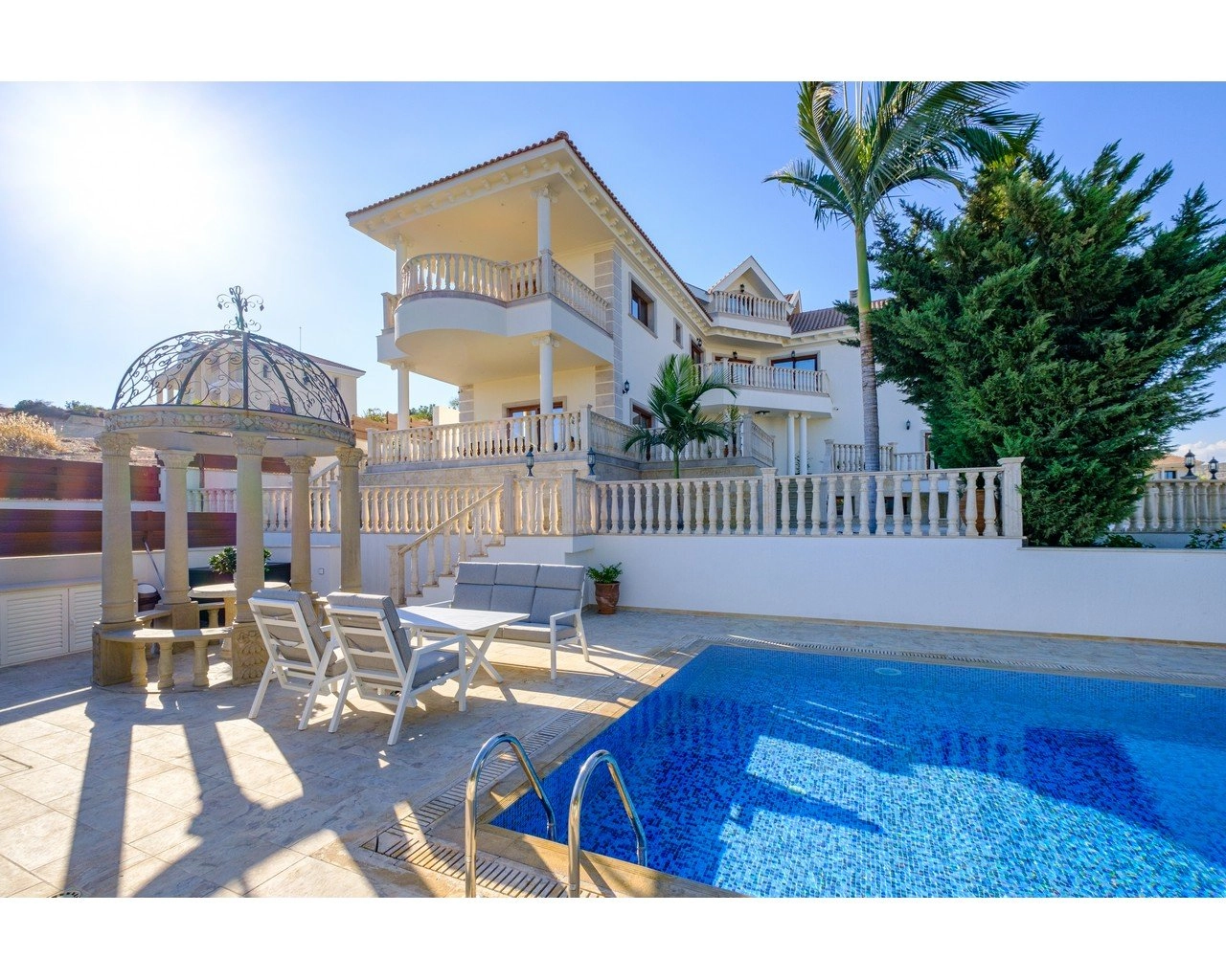 6+ Bedroom House for Sale in Mouttagiaka, Limassol District