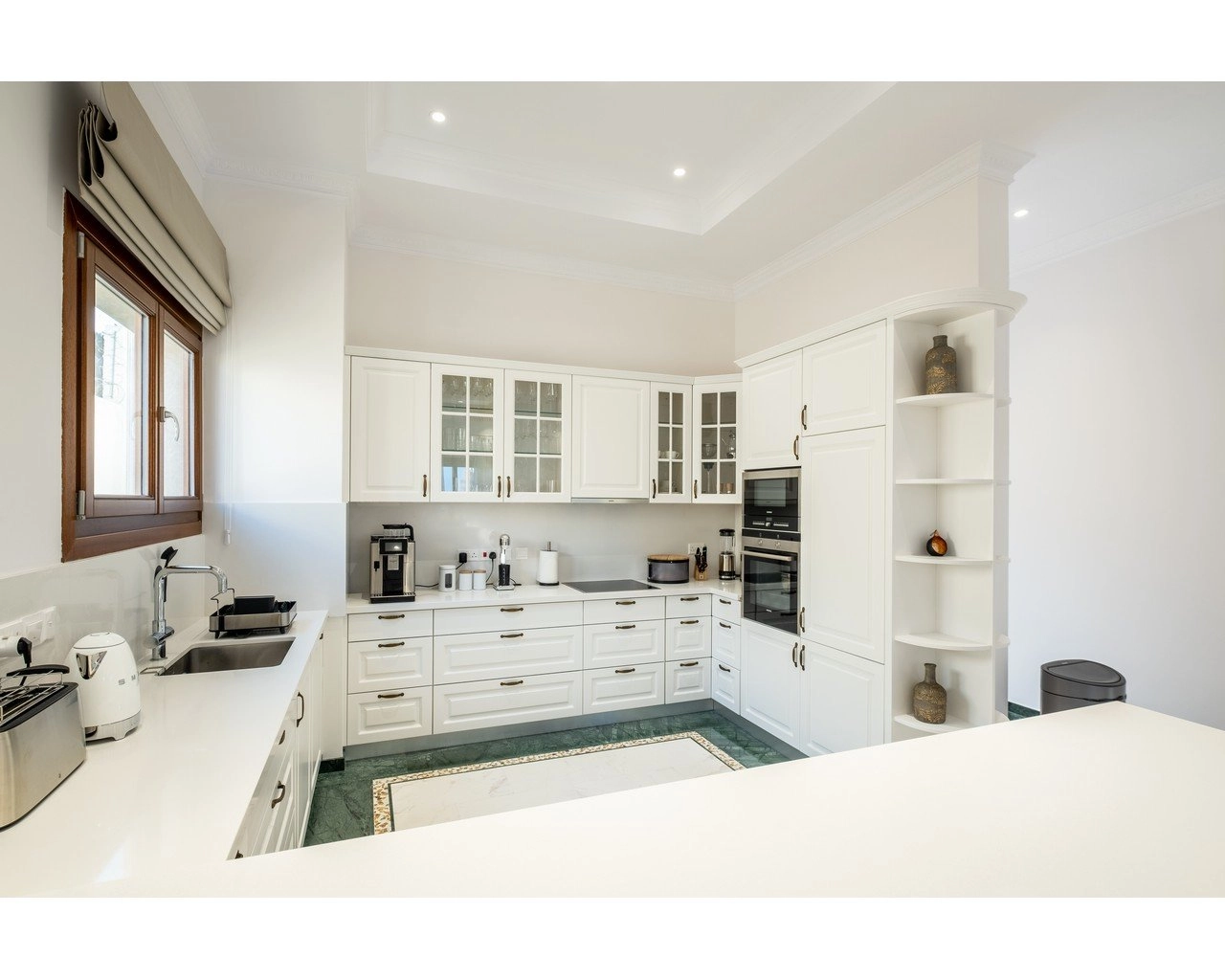 6+ Bedroom House for Sale in Mouttagiaka, Limassol District