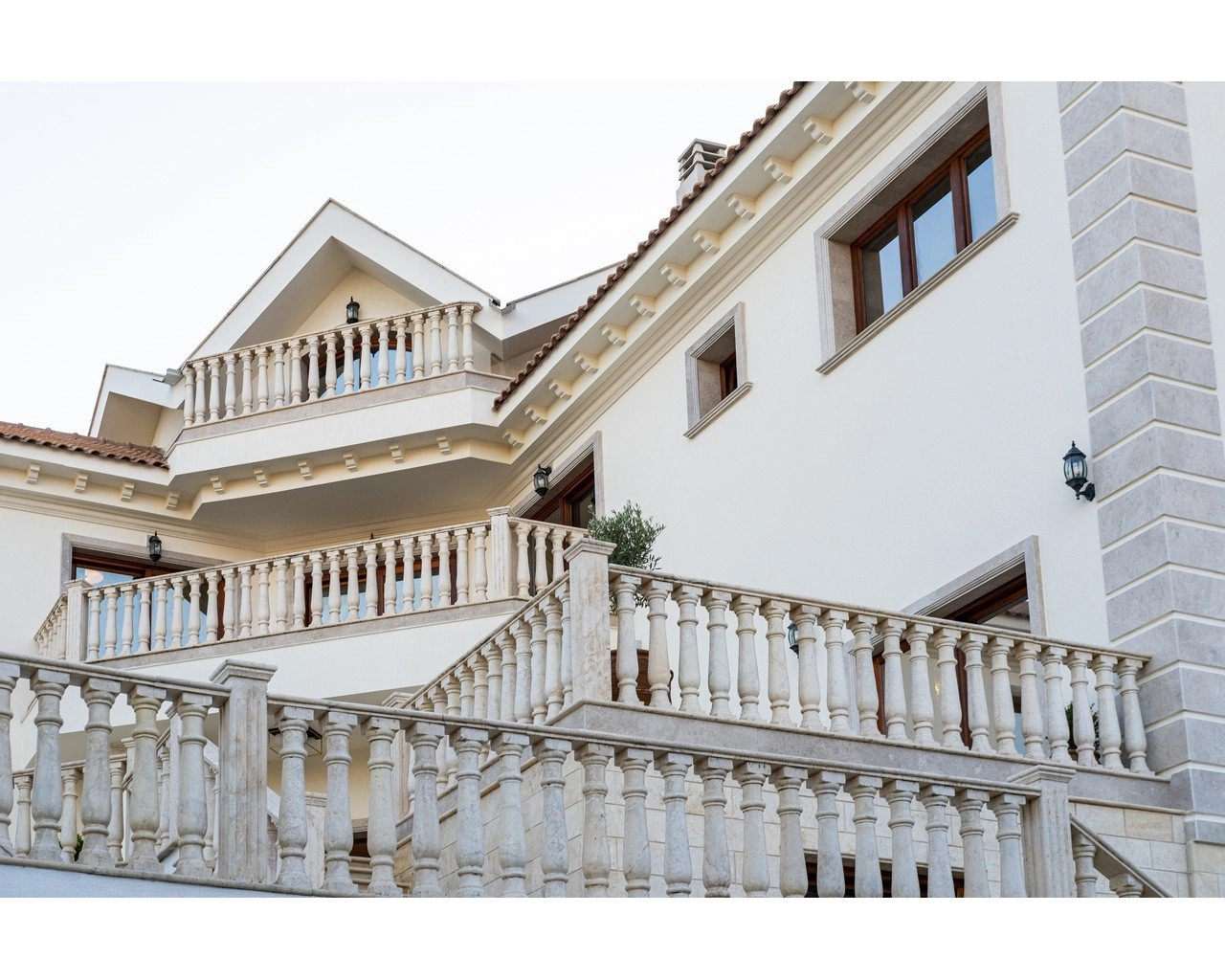 6+ Bedroom House for Sale in Mouttagiaka, Limassol District