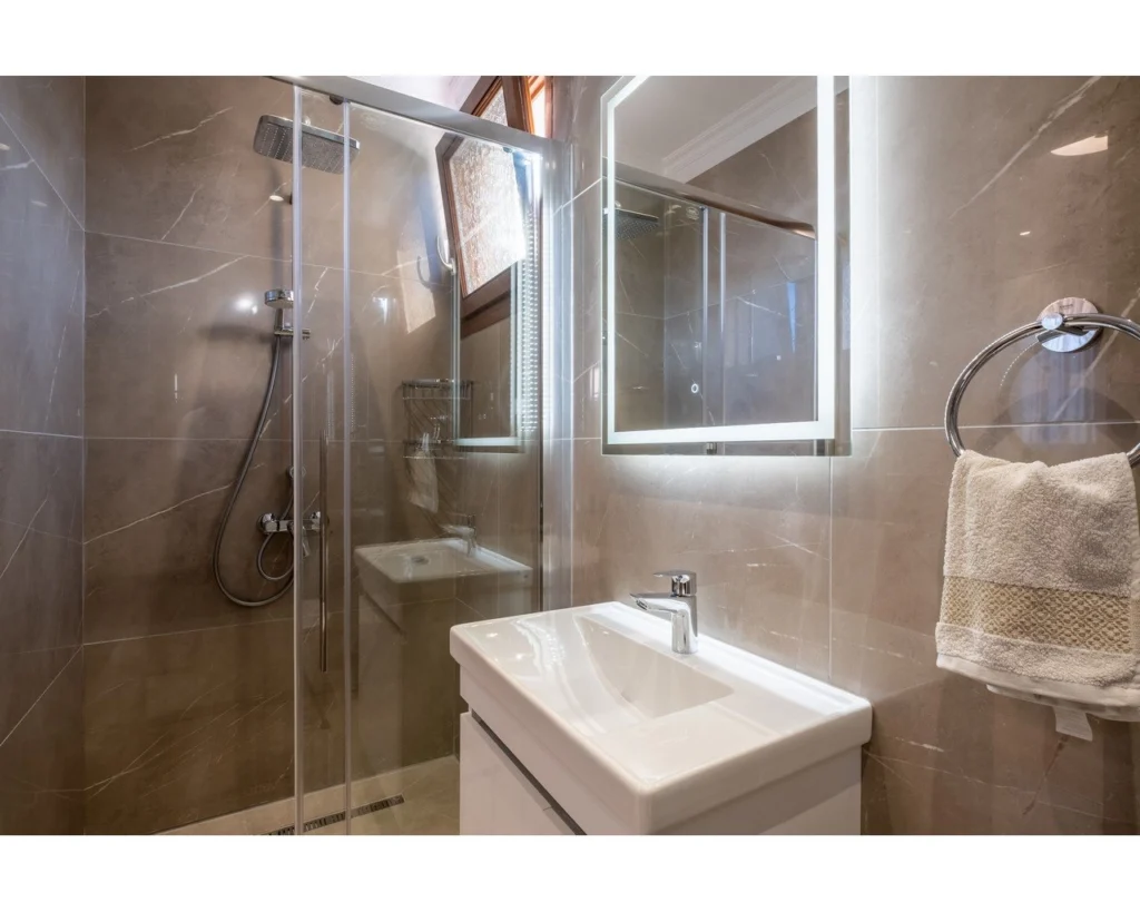 6+ Bedroom House for Sale in Mouttagiaka, Limassol District