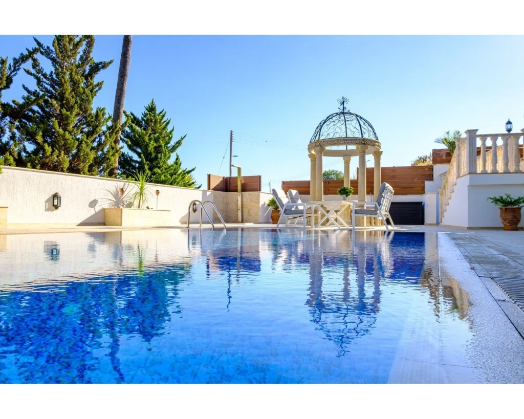 6+ Bedroom House for Sale in Mouttagiaka, Limassol District