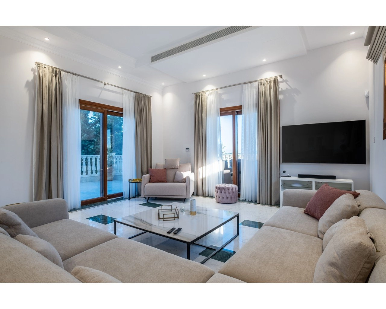 6+ Bedroom House for Sale in Mouttagiaka, Limassol District