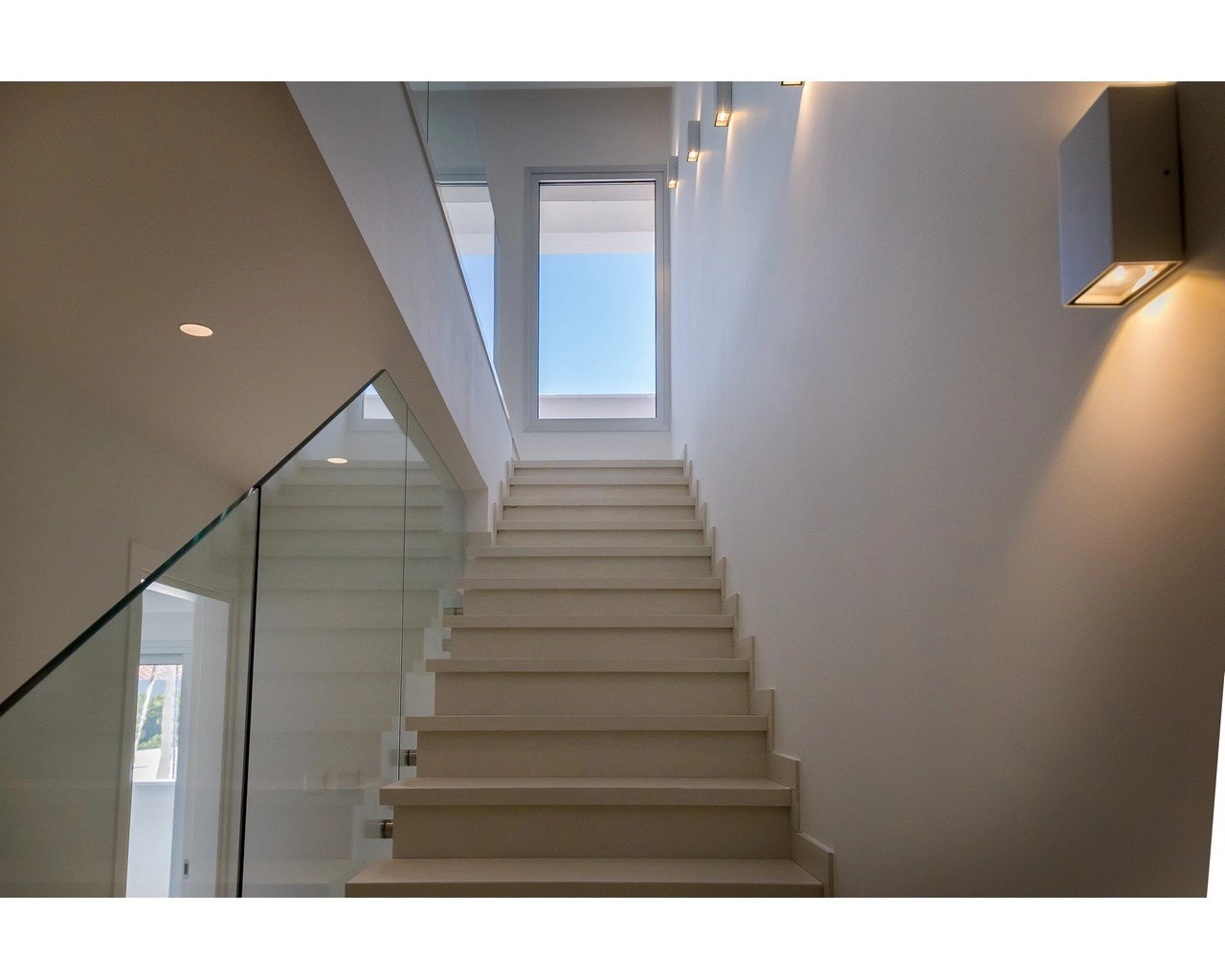 2 Bedroom Apartment for Sale in Germasogeia, Limassol District