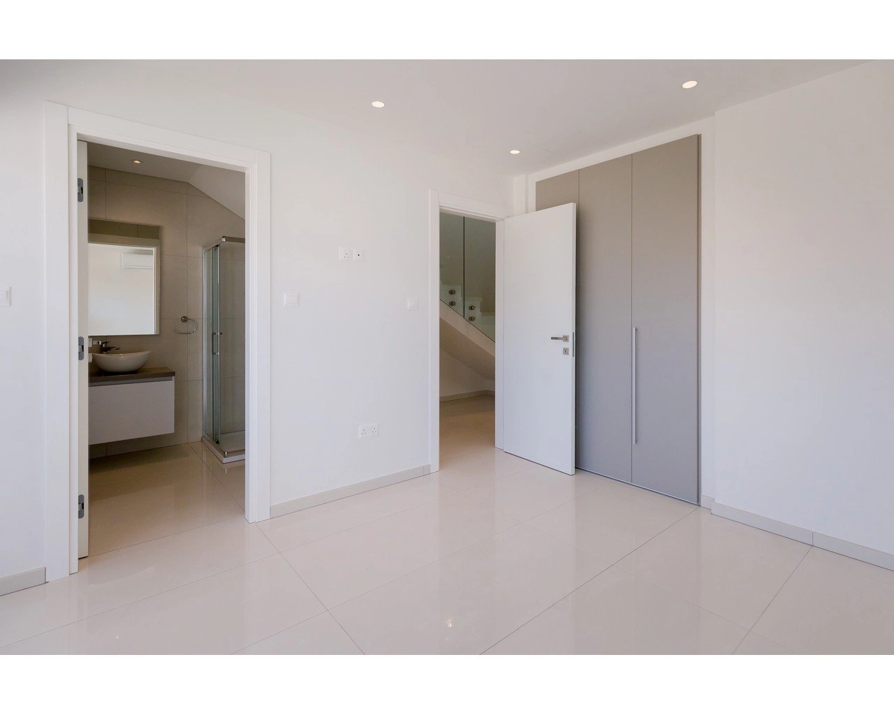 2 Bedroom Apartment for Sale in Germasogeia, Limassol District