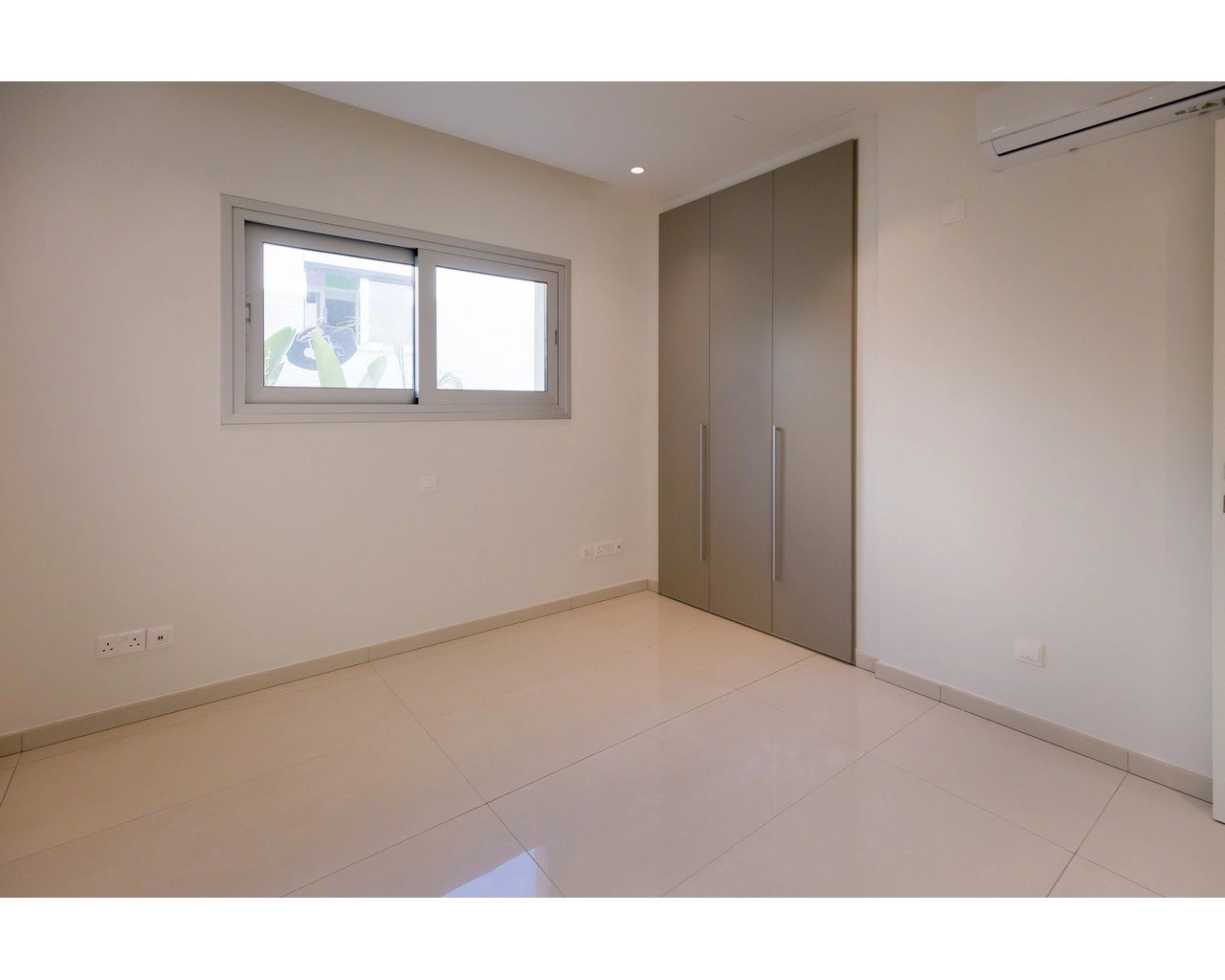 2 Bedroom Apartment for Sale in Germasogeia, Limassol District