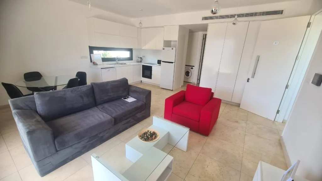 2 Bedroom Apartment for Rent in Limassol – Neapolis