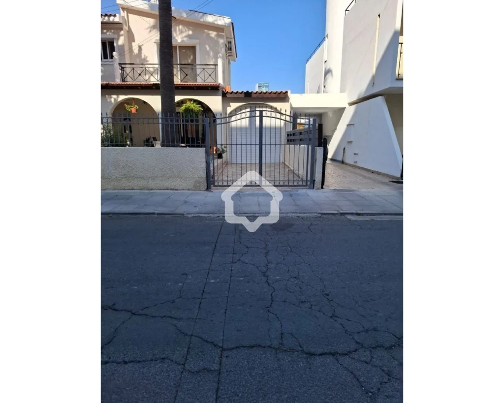 3 Bedroom House for Sale in Potamos Germasogeias, Limassol District