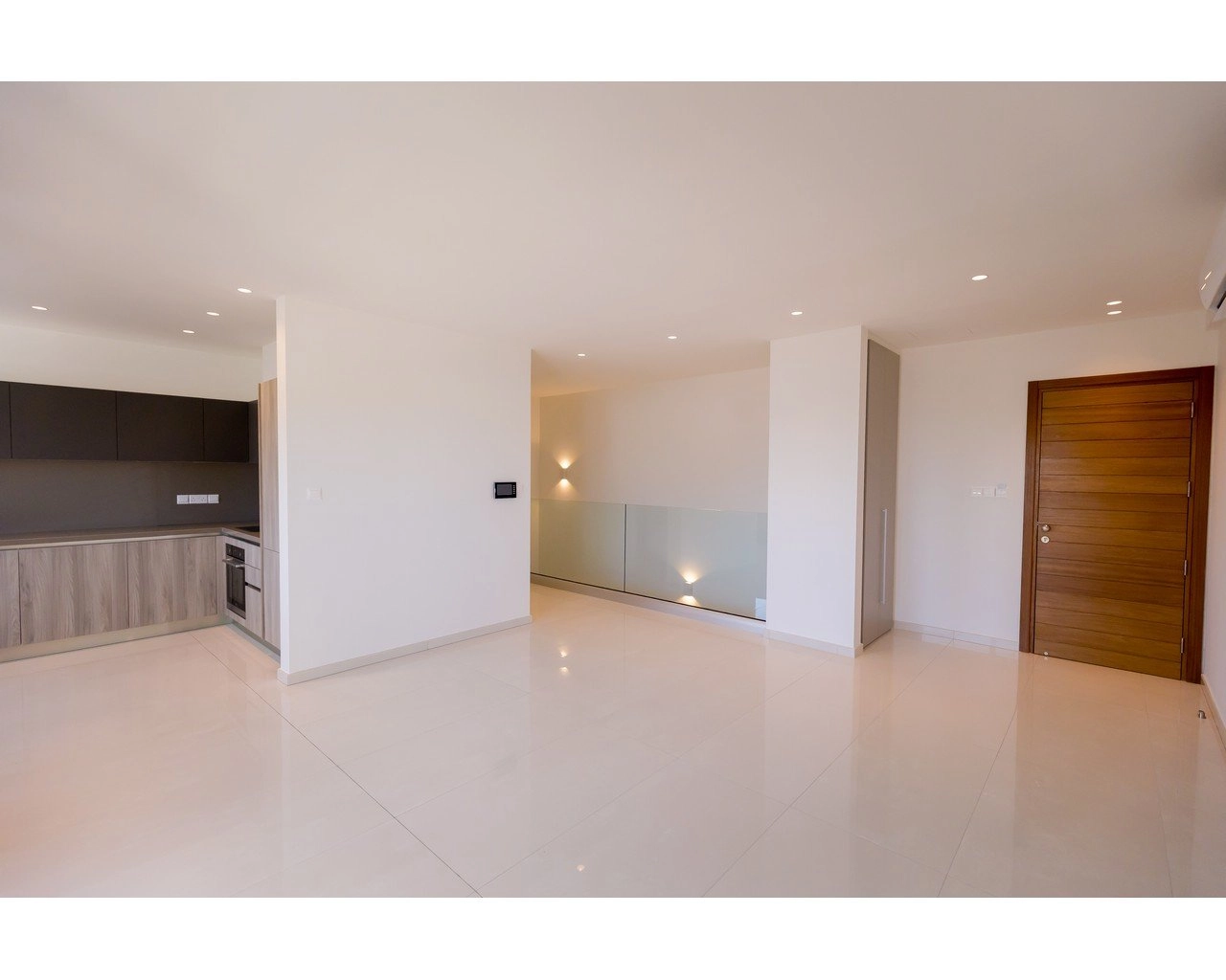 2 Bedroom Apartment for Sale in Germasogeia, Limassol District