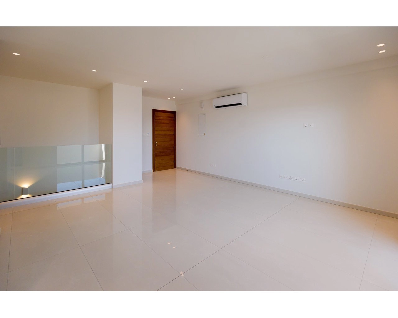 2 Bedroom Apartment for Sale in Germasogeia, Limassol District