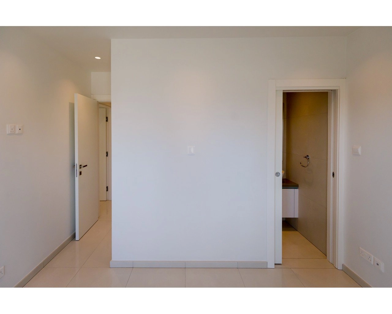 2 Bedroom Apartment for Sale in Germasogeia, Limassol District