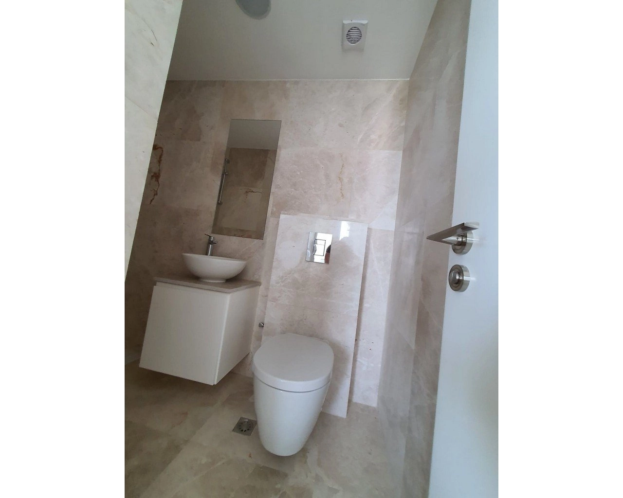 3 Bedroom Apartment for Sale in Limassol – Neapolis
