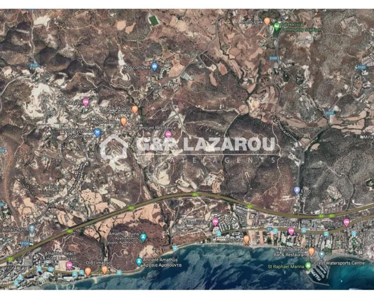 7,724m² Plot for Sale in Agios Tychonas, Limassol District