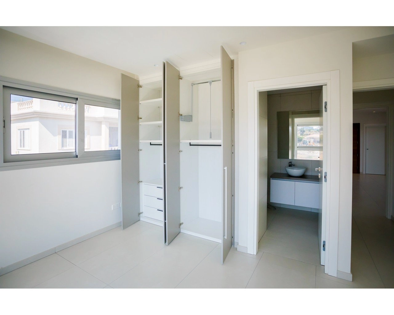 2 Bedroom Apartment for Sale in Germasogeia, Limassol District
