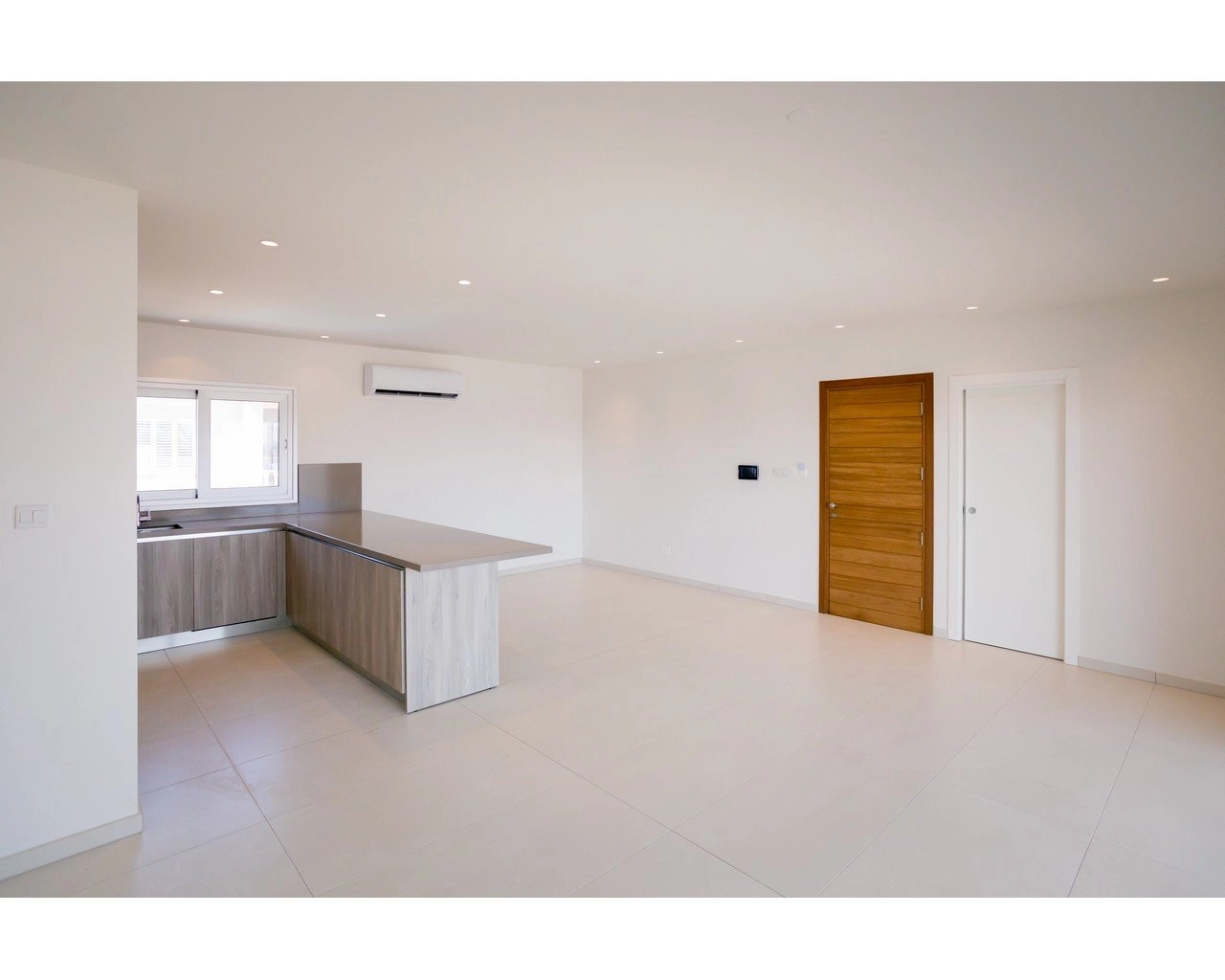 2 Bedroom Apartment for Sale in Germasogeia, Limassol District