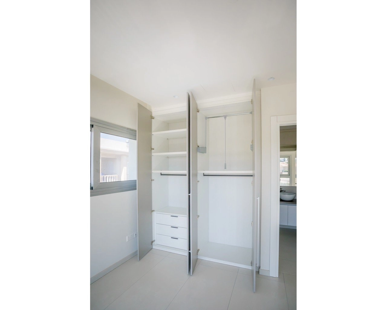 2 Bedroom Apartment for Sale in Germasogeia, Limassol District