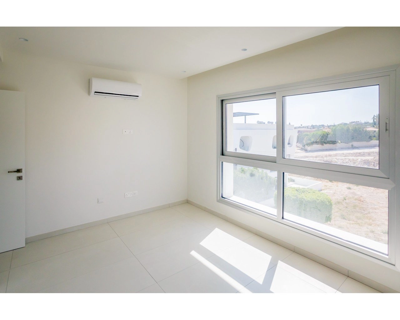 2 Bedroom Apartment for Sale in Germasogeia, Limassol District