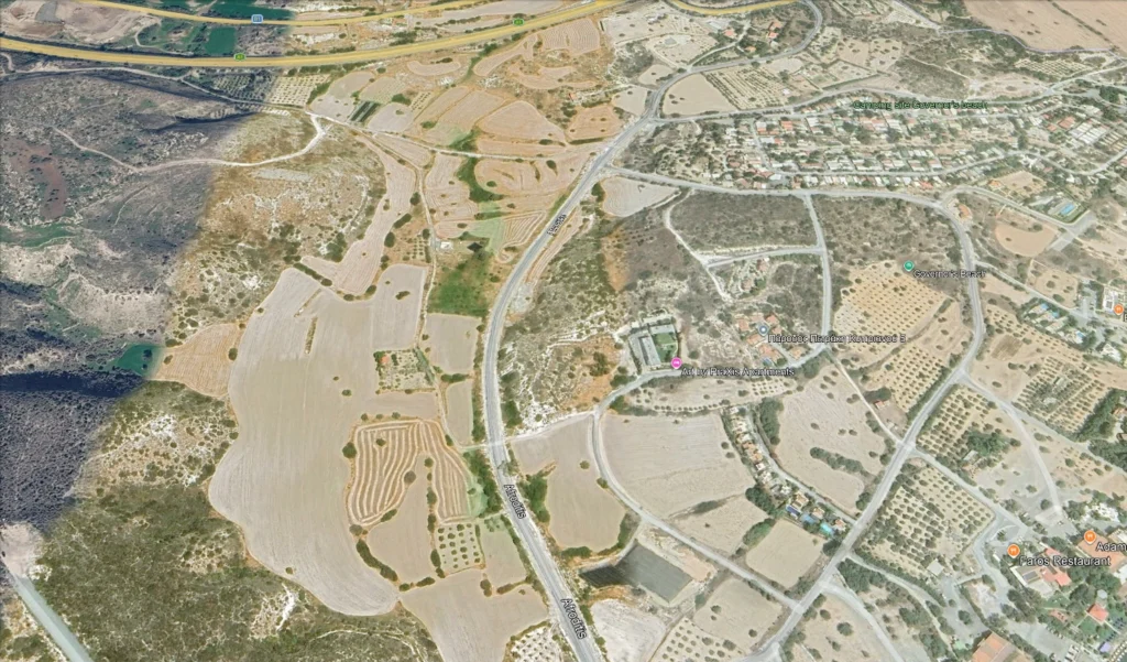 7,770m² Plot for Sale in Pentakomo, Limassol District