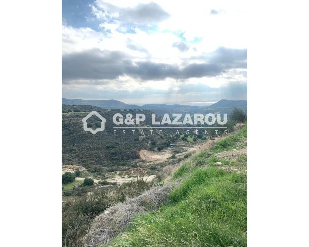 8,027m² Plot for Sale in Palodeia, Limassol District