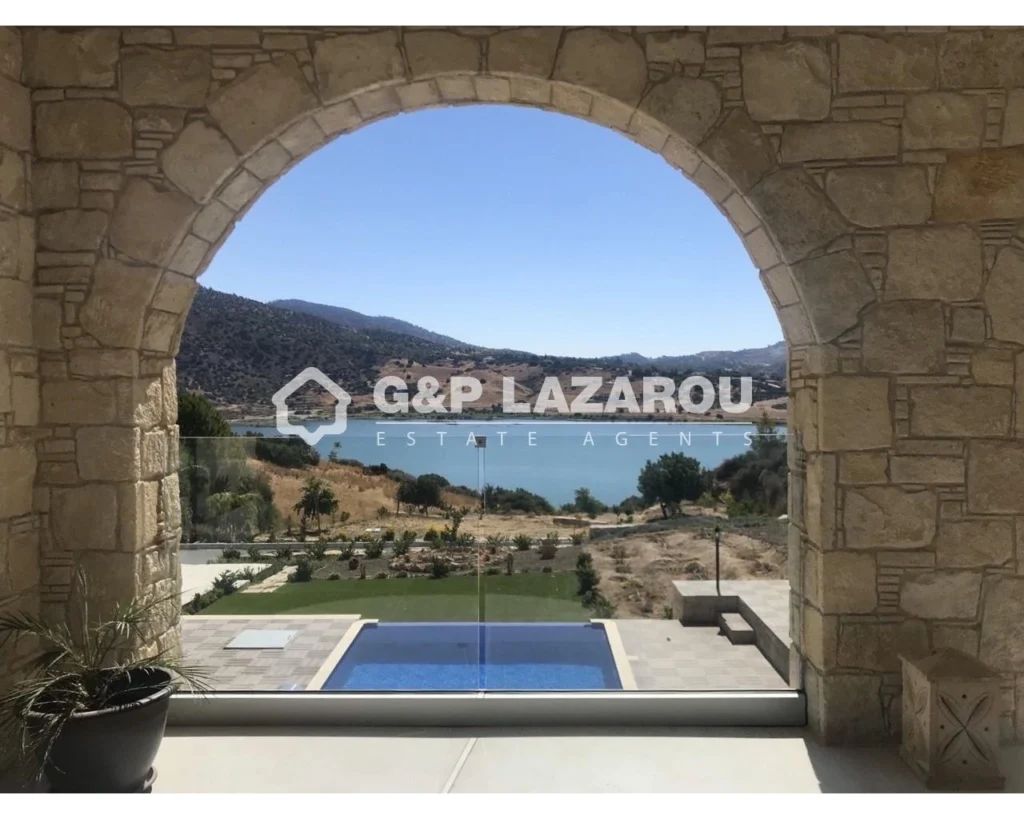 4 Bedroom House for Sale in Akrounta, Limassol District