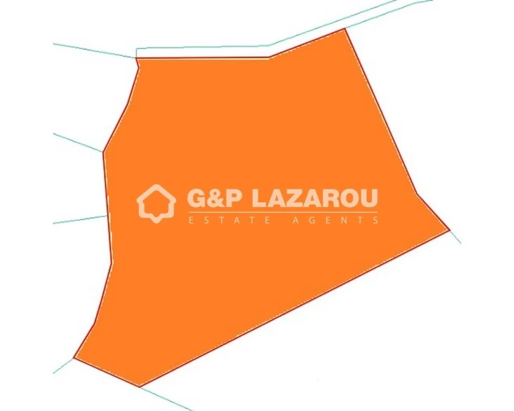 9,700m² Plot for Sale in Monagroulli, Limassol District
