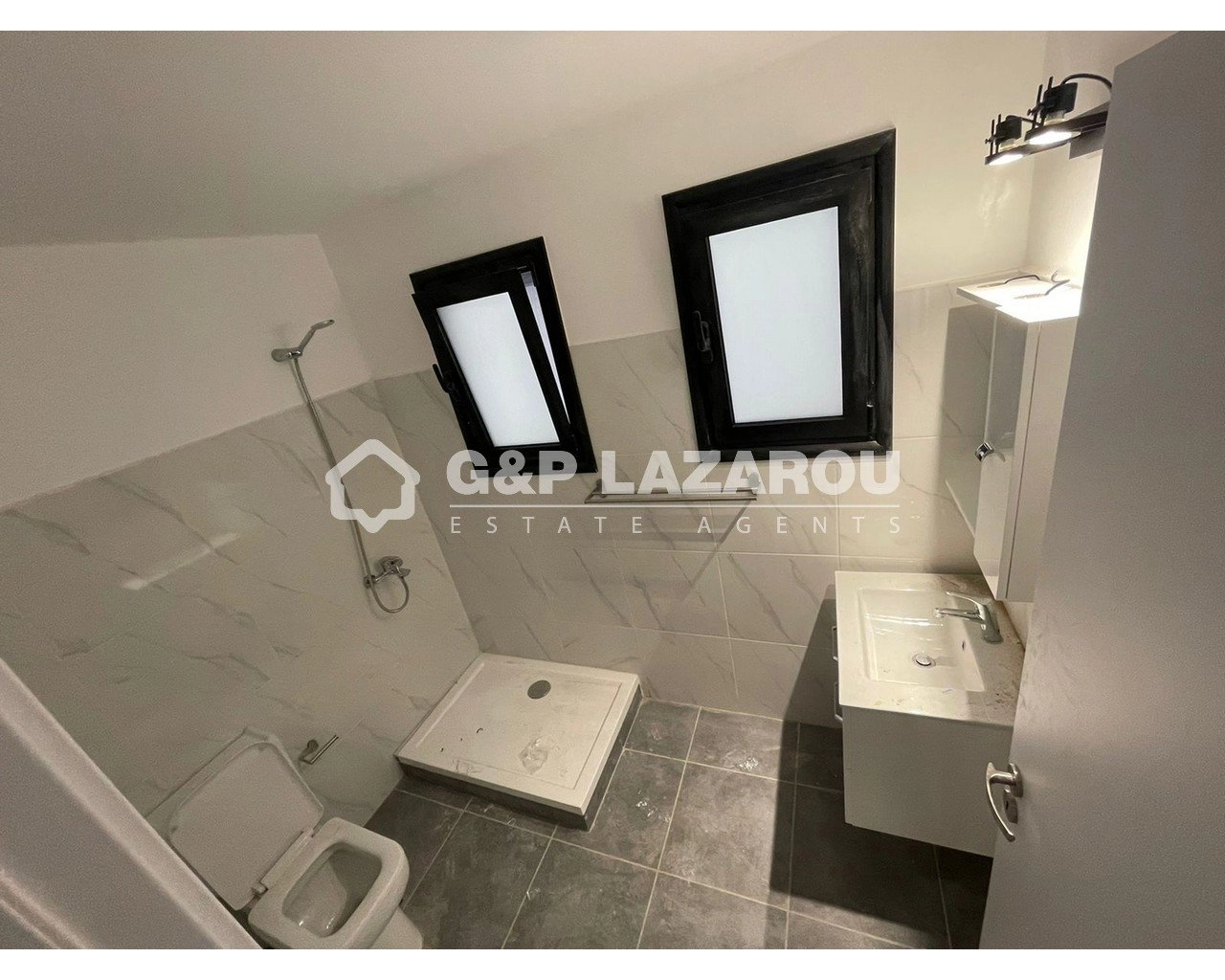 300m² Building for Sale in Limassol – Agia Zoni