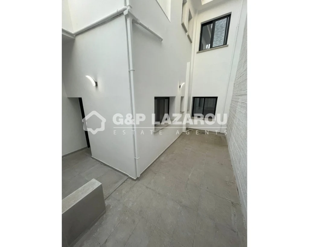 300m² Building for Sale in Limassol – Agia Zoni