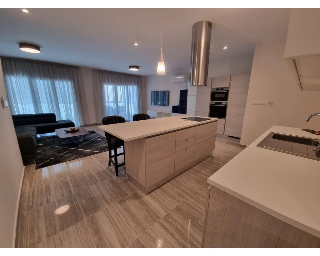 4 Bedroom Apartment for Rent in Parekklisia, Limassol District