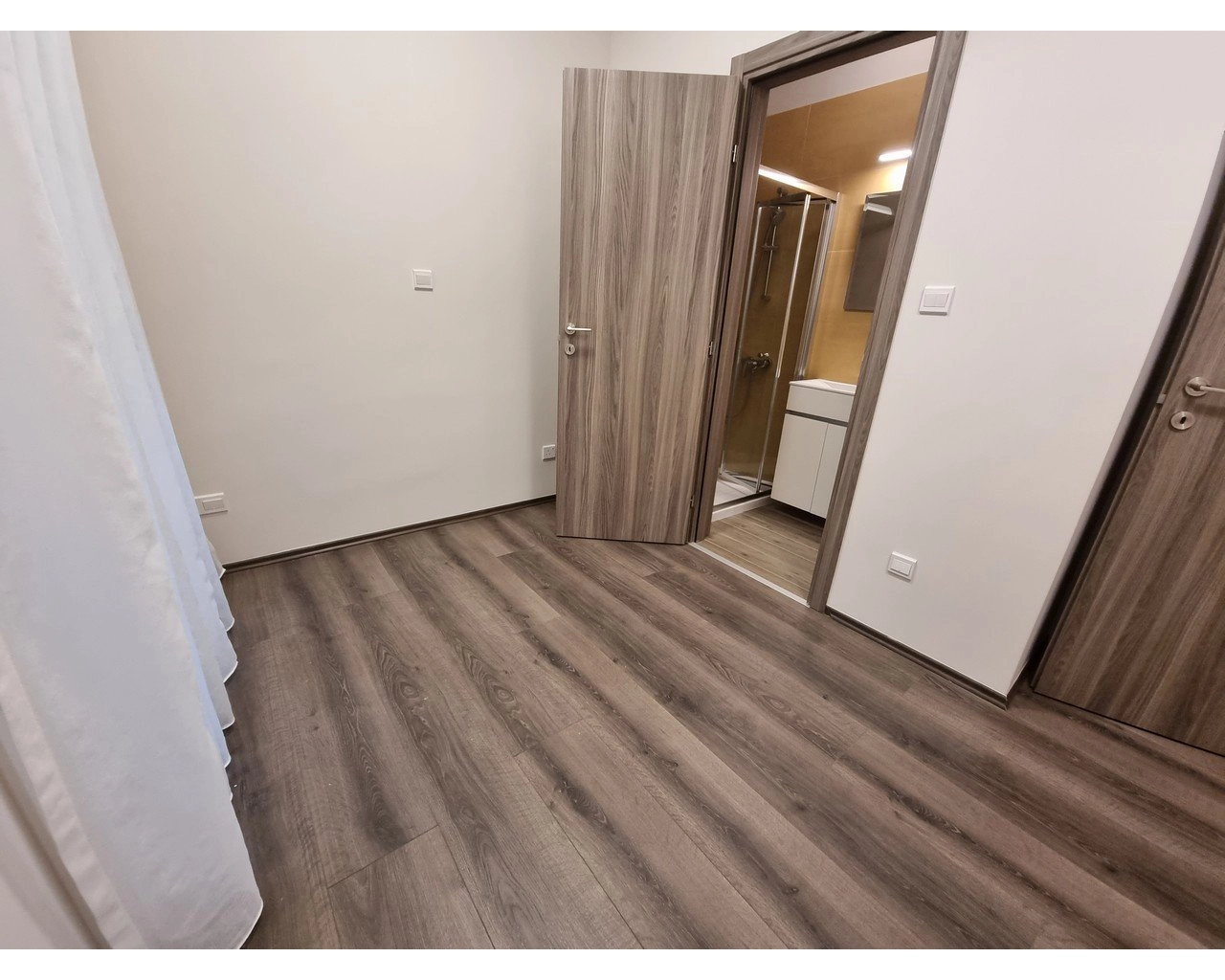 4 Bedroom Apartment for Rent in Parekklisia, Limassol District