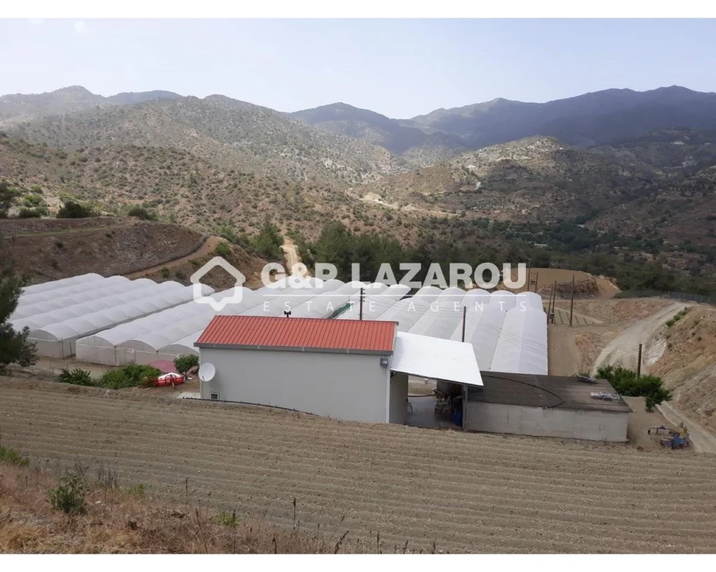 9,467m² Plot for Sale in Louvaras, Limassol District