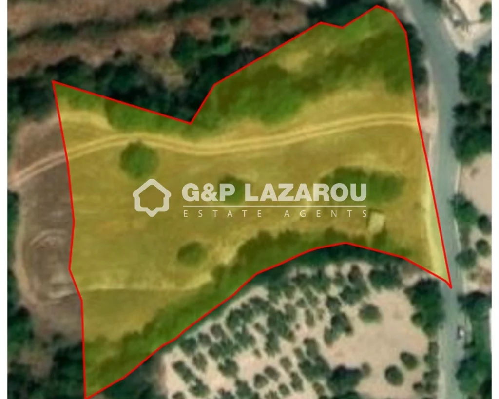 6,604m² Plot for Sale in Lysos, Paphos District