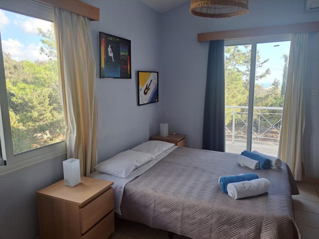 5 Bedroom House for Sale in Pegeia, Paphos District