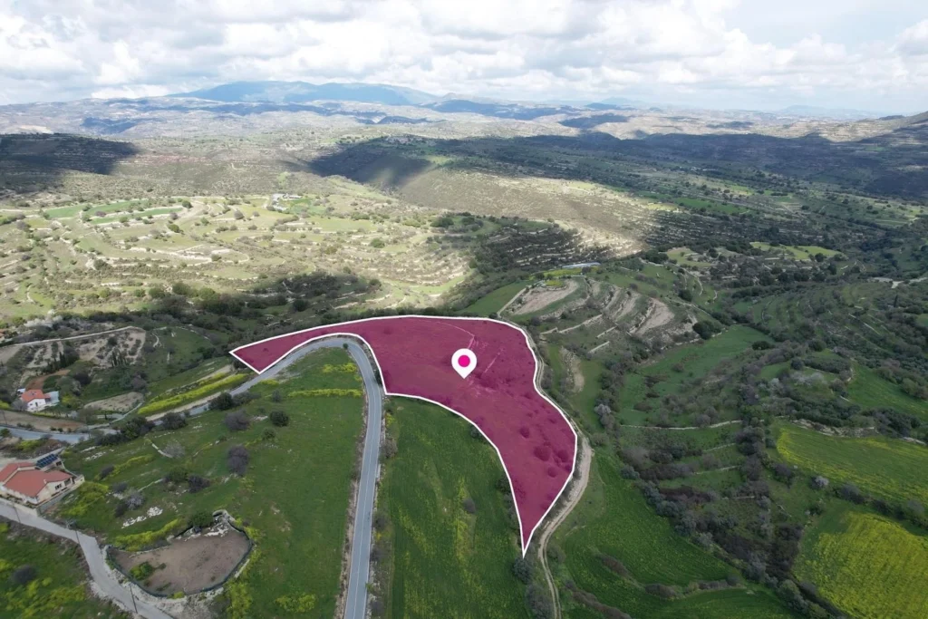 10,034m² Plot for Sale in Dora, Limassol District