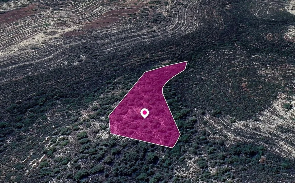 10,368m² Plot for Sale in Agios Therapon, Limassol District