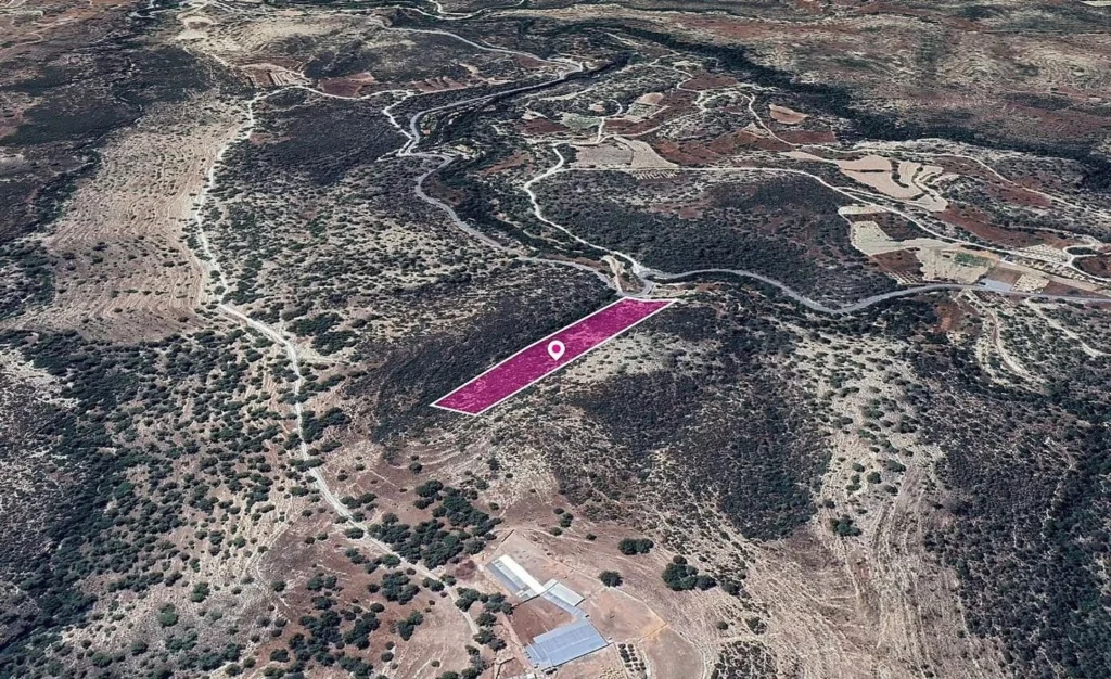 12,375m² Plot for Sale in Agios Therapon, Limassol District