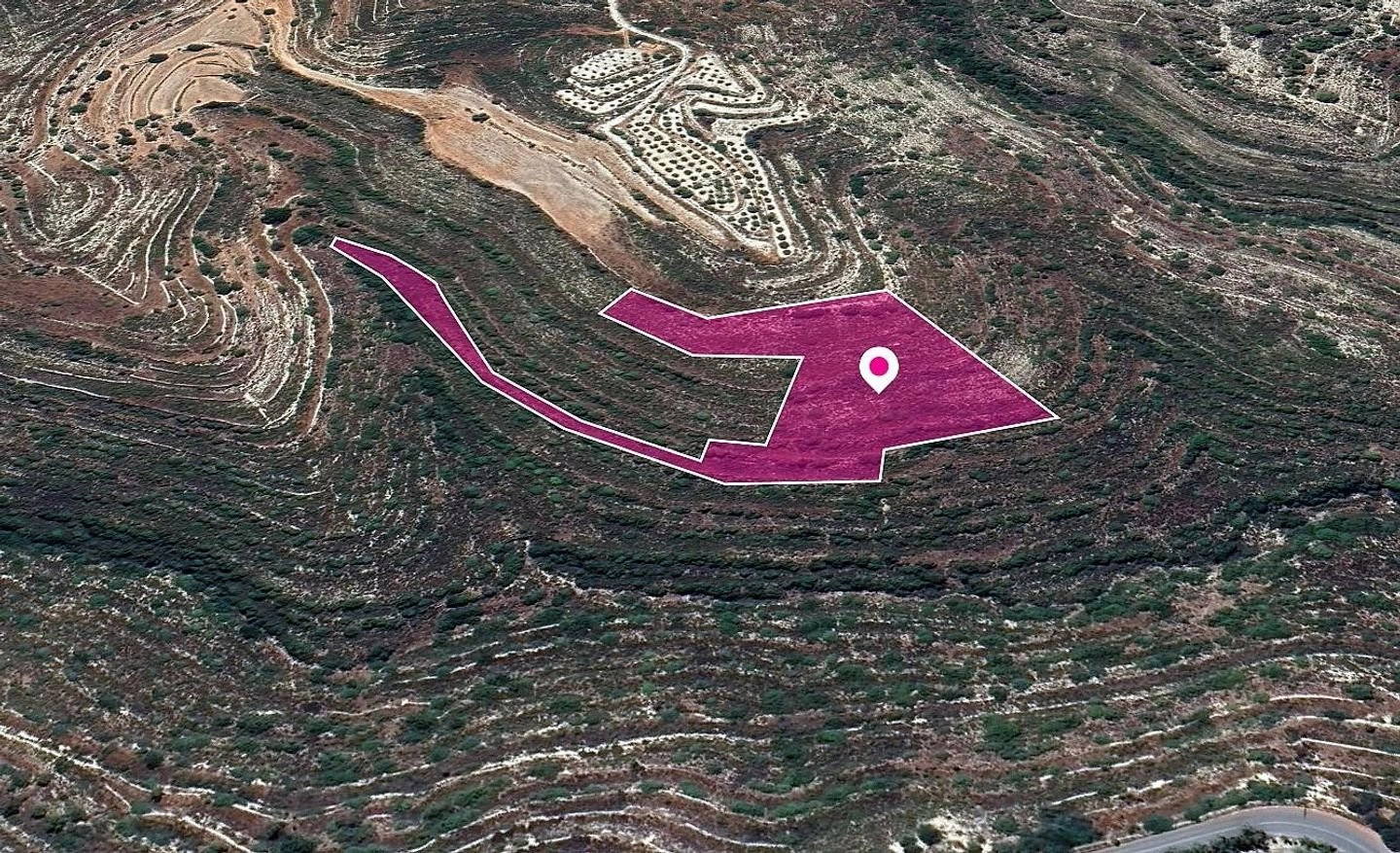 11,372m² Plot for Sale in Agios Therapon, Limassol District
