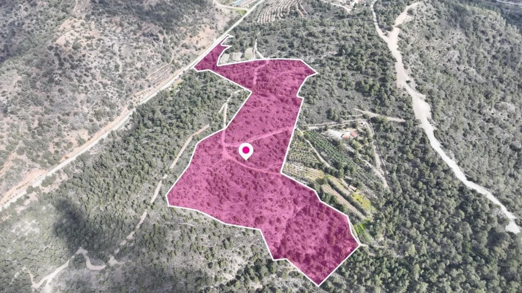 88,660m² Plot for Sale in Louvaras, Limassol District